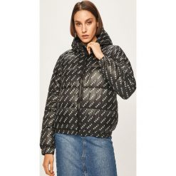 Dkny - Kurtka. Czarne kurtki damskie DKNY, s, bez wzorów, z elastanu, krótkie. W wyprzedaży za 469,90 zł.