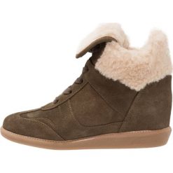 Botki damskie: Steve Madden CHARLEZ Botki na koturnie olive