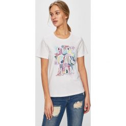 Pepe Jeans - Top Liza. Białe bluzki damskie Pepe Jeans, s, z nadrukiem, z bawełny, z okrągłym kołnierzem. W wyprzedaży za 119,90 zł.