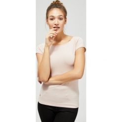T-shirt basic. Różowe bluzki damskie Moodo, m, bez wzorów, bez kołnierzyka. Za 19,99 zł.