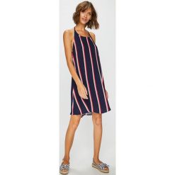 Answear - Sukienka. Szare sukienki mini ANSWEAR, na co dzień, l, z materiału, casualowe, z okrągłym kołnierzem, proste. W wyprzedaży za 69,90 zł.