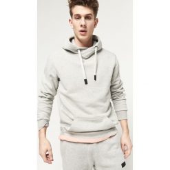 O'Neill Bluza Szary. Szare bluzy męskie O'Neill, s, bez wzorów, z bawełny, bez kołnierzyka, bez rękawów, bez kaptura. Za 309,95 zł.