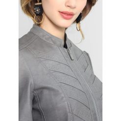 Kurtki damskie: Wallis Petite Kurtka ze skóry ekologicznej grey