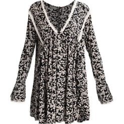 Free People LIKE YOU BEST MINI Sukienka letnia black. Czarne sukienki damskie marki Free People, na lato, bez wzorów, z wiskozy, bez kołnierzyka, bez rękawów, mini. W wyprzedaży za 350,35 zł.