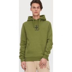 Bluza z haftem - Zielony. Zielone bluzy męskie House, s, z haftami, bez kołnierzyka, bez rękawów, bez kaptura. Za 99,99 zł.