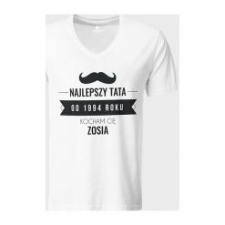 Koszulka męska v-neck Najlepszy tata. Koszulki męskie MegaKoszulki, m, bez wzorów, z bawełny, klasyczne, bez kołnierzyka, bez rękawów. Za 54,90 zł.