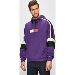 Tommy Hilfiger - Bluza Lewis Hamilton. Fioletowe bluzy męskie m, z aplikacjami, z bawełny, z kapturem. W wyprzedaży za 449,90 zł.