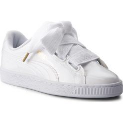 Sneakersy PUMA - Basket Heart Patent 363073 02 Puma White/Puma White. Białe półbuty damskie Puma, ze skóry ekologicznej. W wyprzedaży za 229,99 zł.