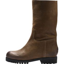 Shabbies Amsterdam Kozaki olive brown. Brązowe bez kategorii marki Shabbies Amsterdam, z materiału. W wyprzedaży za 576,95 zł.