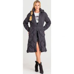 PŁASZCZ PIKOWANY EMPORIO ARMANI. Czarne kurtki damskie z materiału. Za 1055,40 zł.