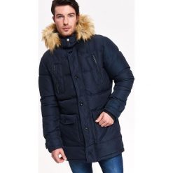 Kurtka męska typu parka ze sztucznym futrem. Kurtki męskie Top Secret, na zimę, m, bez wzorów. W wyprzedaży za 179,99 zł.