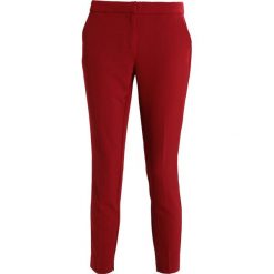Chinosy damskie: Aaiko PARIEN Chinosy bordeaux