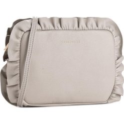 Torebka COCCINELLE - AV3 Pochette E5 AV3 55 89 12 Seashell 143. Brązowe listonoszki damskie Coccinelle. W wyprzedaży za 589,00 zł.