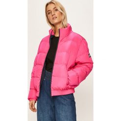 Tommy Jeans - Kurtka puchowa dwustronna. Różowe kurtki damskie Tommy Jeans, s, bez wzorów, z poliesteru, krótkie. Za 1299,00 zł.