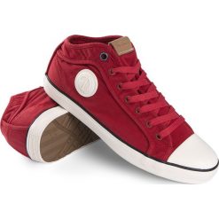 Trampki Pepe Jeans. Czerwone trampki męskie Pepe Jeans, bez wzorów, z jeansu, bez zapięcia. Za 179,00 zł.