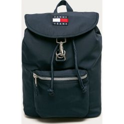 Tommy Jeans - Plecak. Niebieskie plecaki damskie Tommy Jeans, bez wzorów, z poliesteru. Za 539,90 zł.