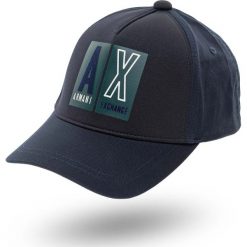 CZAPKA Z DASZKIEM Armani Exchange. Niebieskie czapki męskie Armani Exchange, z nadrukiem, z materiału. Za 219,00 zł.