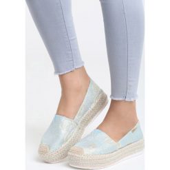 Niebieskie Espadryle You Changed. Niebieskie espadryle damskie marki Born2be, z haftami, bez obcasa. Za 69,99 zł.