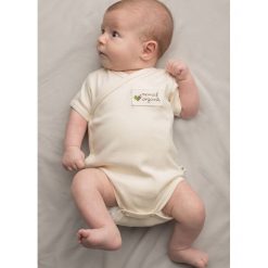 Body kimono z krótkim rękawem 68. Body niemowlęce NANAF ORGANIC, bez wzorów, z krótkim rękawem. Za 39,99 zł.
