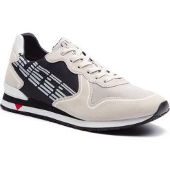 Sneakersy GUESS - FM7NGL SUE12 BLKGR. Brązowe sneakersy męskie Guess, na co dzień, z aplikacjami, z zamszu, bez zapięcia. Za 399,00 zł.