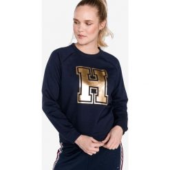 Tommy Hilfiger Bluza Niebieski. Niebieskie bluzy damskie TOMMY HILFIGER, xs, z nadrukiem, z bawełny, bez rękawów, bez kaptura. Za 447,95 zł.