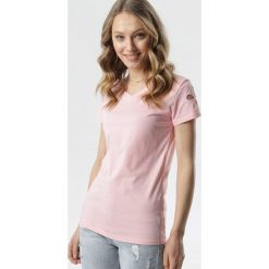 Jasnoróżowy T-shirt Catia. Różowe bluzki damskie Born2be, s, bez wzorów, z jeansu, bez kołnierzyka. Za 39,99 zł.