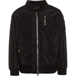 The New CONNOR Kurtka przejściowa black. Czarne kurtki chłopięce marki The New, z poliesteru. Za 249,00 zł.