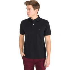 Tommy Hilfiger Polo Koszulka Czarny. Czarne podkoszulki męskie TOMMY HILFIGER, s, bez wzorów, z bawełny, bez rękawów. Za 355,95 zł.