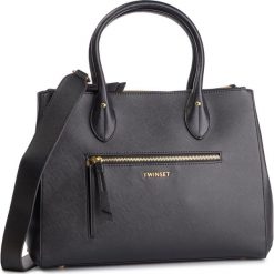 Torebka TWINSET - Tote 191TO8100 Nero 00006. Czarne torebki klasyczne damskie Twinset, bez wzorów, ze skóry ekologicznej, klasyczne, bez dodatków. W wyprzedaży za 449,00 zł.
