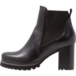 Weekend Ankle boot nero. Czarne botki damskie skórzane marki Weekend. Za 649,00 zł.