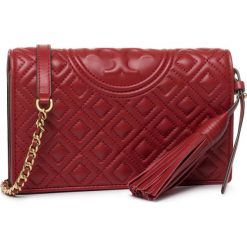 Torebka Tory Burch Fleming Wallet 50263. Czerwone torebki klasyczne damskie Tory Burch, bez wzorów, wizytowe, bez dodatków. W wyprzedaży za 1149,00 zł.