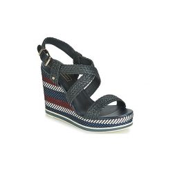 Sandały Tommy Hilfiger VANCOUVER 9Y. Niebieskie sandały damskie TOMMY HILFIGER, bez wzorów, bez obcasa, bez zapięcia. Za 363,30 zł.