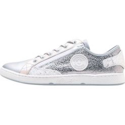 Trampki damskie slip on: Pataugas JESTER Tenisówki i Trampki multi