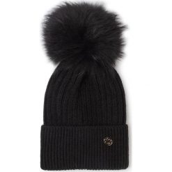 Czapka GRANADILLA - Rib Chic JG5031 Black 001. Czarne czapki damskie Granadilla, bez wzorów, z materiału. W wyprzedaży za 179,00 zł.