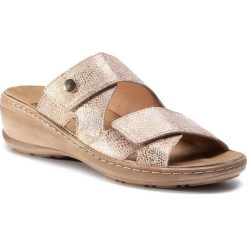 Klapki GO SOFT - RST-4854-01 Beige. Brązowe klapki damskie GO SOFT, bez wzorów, ze skóry, bez obcasa. Za 119,99 zł.