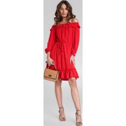 Czerwona Sukienka Zunairah. Czerwone sukienki damskie Renee, s, eleganckie, mini, rozkloszowane. Za 99,99 zł.