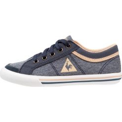 Le coq sportif SAINT GAETAN 2 TONES Tenisówki i Trampki dress blue/croissant. Czerwone tenisówki męskie marki le coq sportif, z gumy, na sznurówki. Za 219,00 zł.