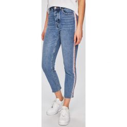 Only - Jeansy Emily. Niebieskie jeansy damskie ONLY, z podwyższonym stanem. W wyprzedaży za 79,90 zł.