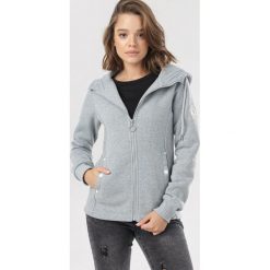 Szara Bluza Peririko. Szare bluzy damskie Born2be, s, bez wzorów, bez rękawów, bez kaptura. Za 99,99 zł.