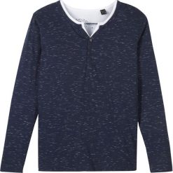 Shirt z dekoltem henley w optyce 2 w 1 bonprix ciemnoniebiesko-biały melanż. Niebieskie koszule chłopięce bonprix, bez wzorów, z bawełny, bez kołnierzyka, z długim rękawem, długie. Za 37,99 zł.