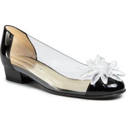 Półbuty AZURÉE - Bibelo 08NE Vernis Noir/Motif Crystal 06. Czarne półbuty damskie Azurée, na co dzień, z aplikacjami, ze skóry, bez obcasa, na obcasie, bez zapięcia. W wyprzedaży za 499,00 zł.