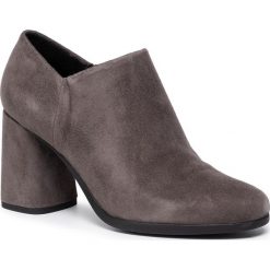 Półbuty GEOX - D Calinda H. C D94EGC 00021 C6004 Chestnut. Szare półbuty damskie Geox, bez wzorów, z zamszu, bez obcasa, na obcasie, bez zapięcia. Za 539,00 zł.