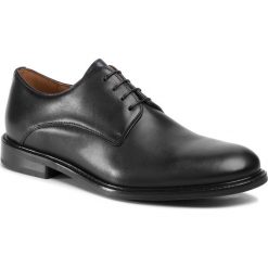 Półbuty GINO ROSSI - Chuck MPU189-545-0722-9900-0 99. Czarne buty wizytowe męskie Gino Rossi, bez wzorów, ze skóry, klasyczne, bez zapięcia. Za 379,99 zł.