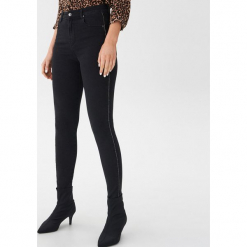 Jeansy high waist skinny - Czarny. Czarne jeansy damskie skinny marki House, z jeansu, z podwyższonym stanem. Za 89,99 zł.