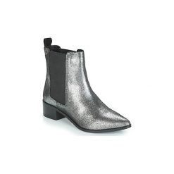 Botki Superdry ZOE QUINN HIGH CHELSEA BOOT. Czarne botki damskie na zamek Superdry. Za 489,00 zł.