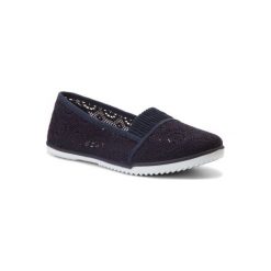Trampki NYLON RED WSJD202-1. Czerwone trampki i tenisówki damskie Nylon Red, bez wzorów, z nylonu, bez zapięcia. Za 39,99 zł.