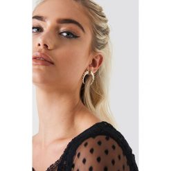 Kolczyki damskie: NA-KD Accessories Kolczyki na sztyfcie półksiężyce – Gold