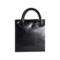 Torba ze Skóry z włoską podszewką – CLASSIC BLACK MARINE. Czarne torby męskie skórzane Zigner, w paski, ze skóry, marine, na ramię, małe. Za 599,90 zł.