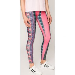 Femi Stories - Legginsy Buru. Szare legginsy damskie marki Femi Stories, s, z elastanu. W wyprzedaży za 79,90 zł.