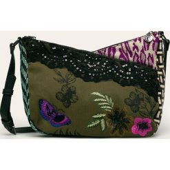 Desigual - Torebka. Listonoszki damskie Desigual, w paski, z bawełny, na ramię, małe, z aplikacjami. Za 299,90 zł.